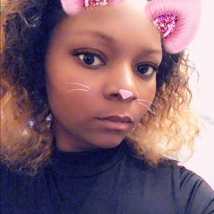 Meet your Posher, Antonette